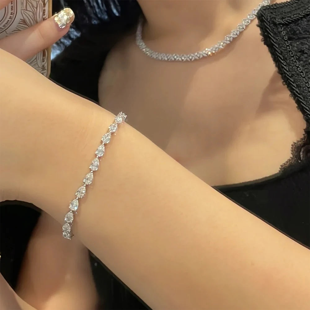 Lumière Waterdrop Bracelet