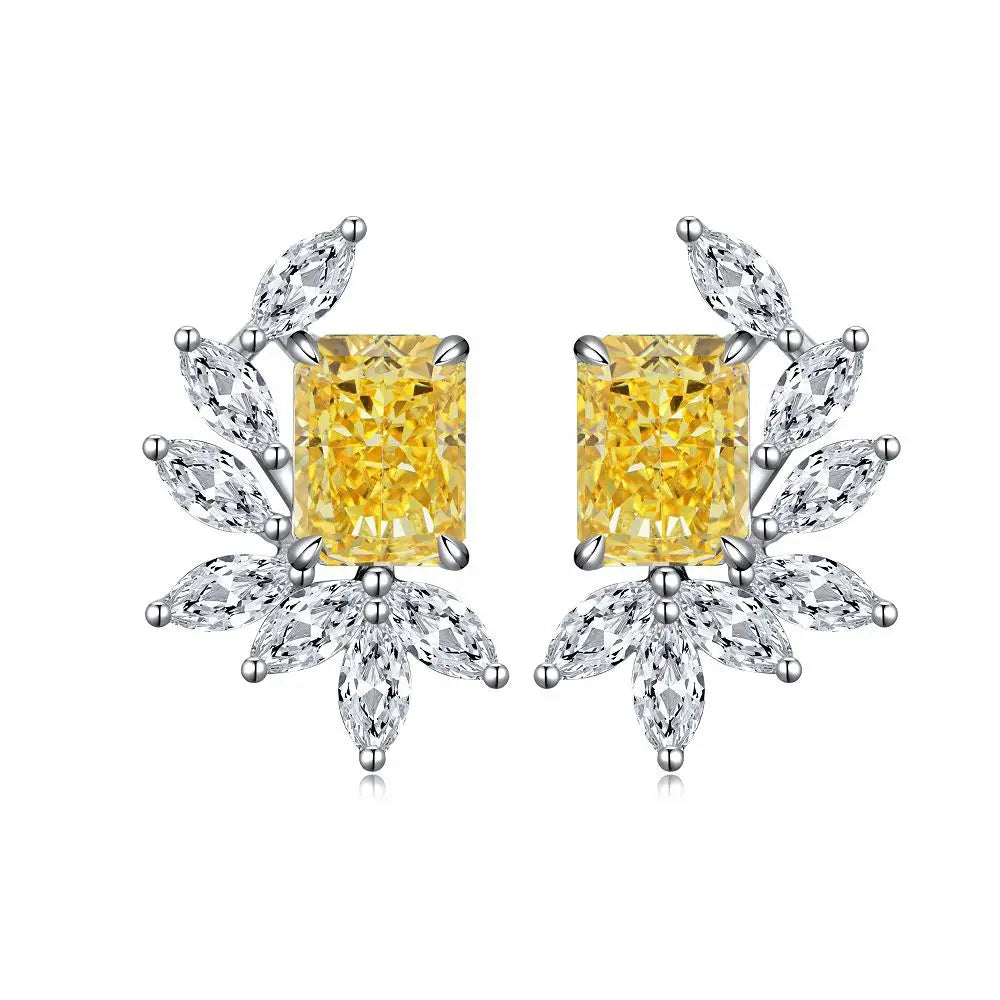 Eterna Ice™ Platinum Diamond Earrings