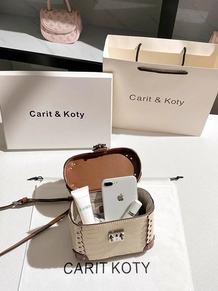 Carit & Koty Stylish and Elegant bag with Crocodile Pattern Embossing and Metal