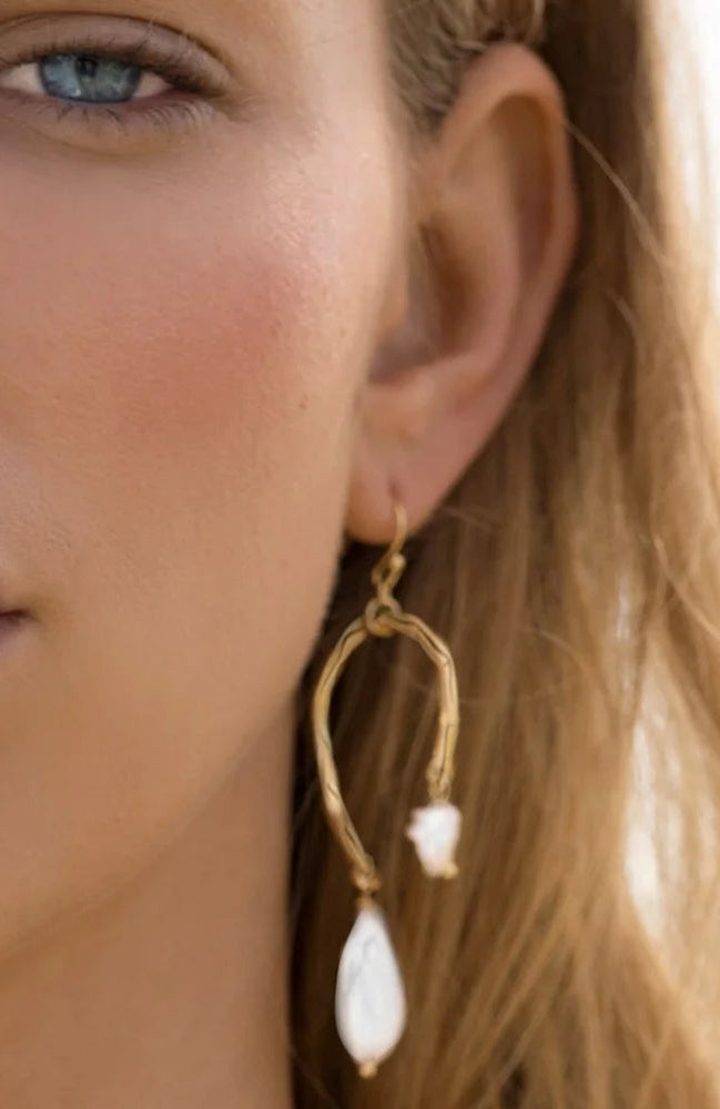 Natural Pearls Earrings for Women Gold Color Rounded Drop Earring