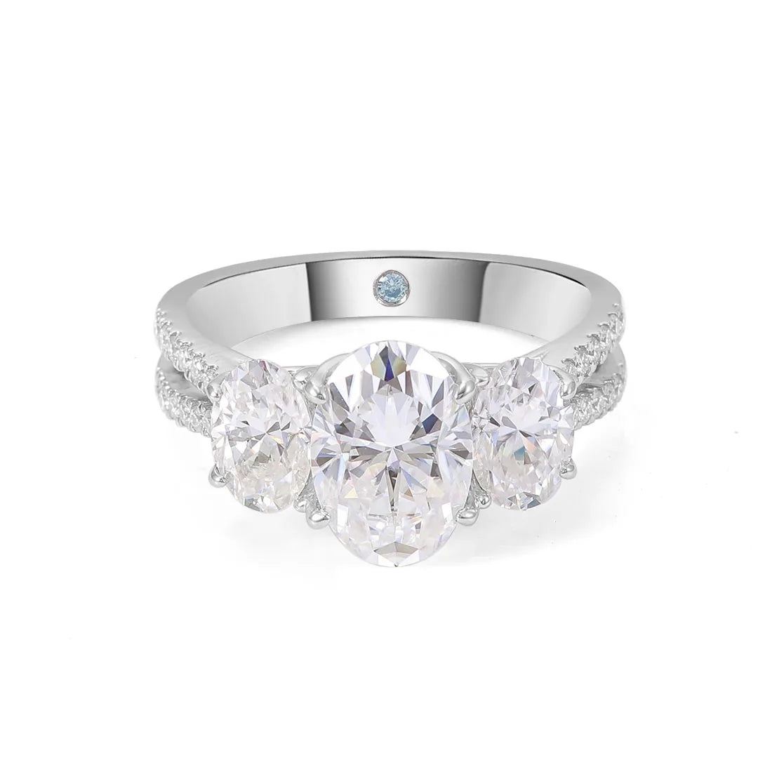 Majestic Oval Radiance Ring