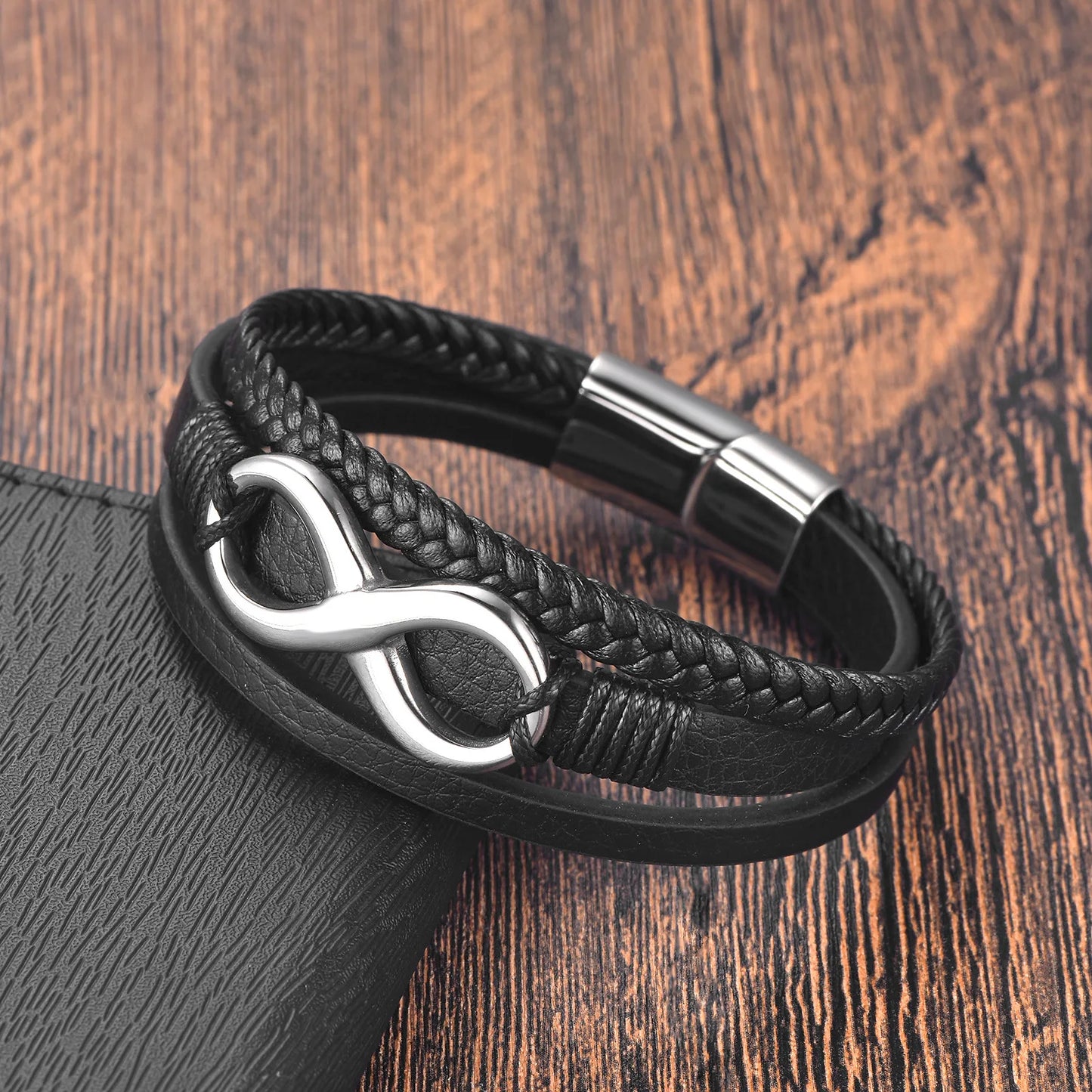Men’s Stainless Steel Leather Wristband