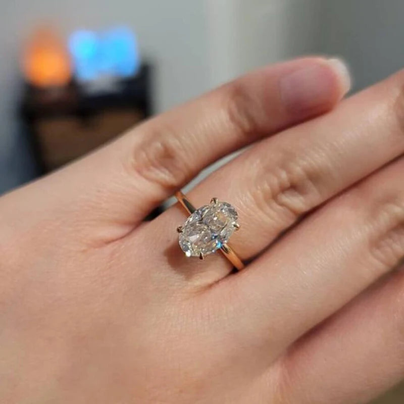 Ovalis™ Moissanite Solitaire Ring