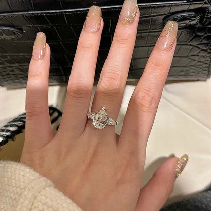 Royal Sovereign 2 Carat Moissanite Majesty Ring