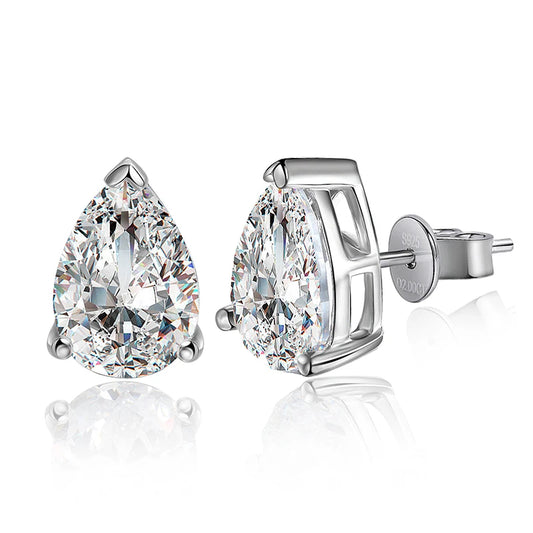 Lumière Drop Moissanite