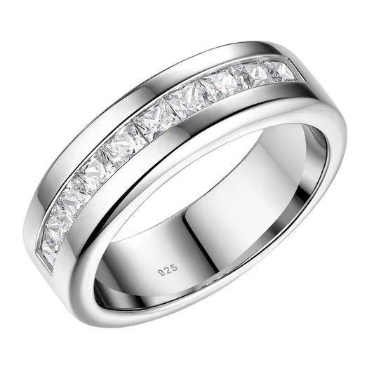 The Eternal Flame Men’s Moissanite Wedding Band