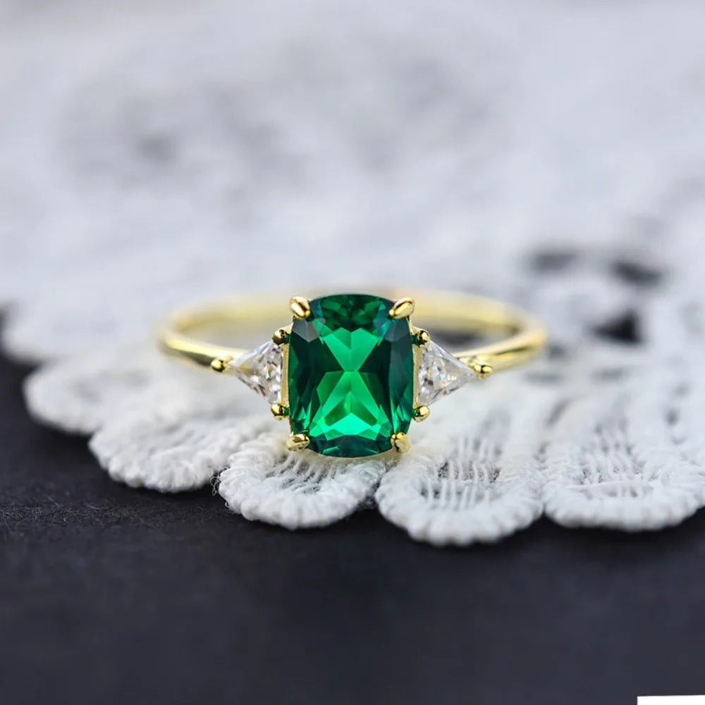 Emerald Gemstone Rings for Women Retro Luxury Ring 925 Sterling Silver