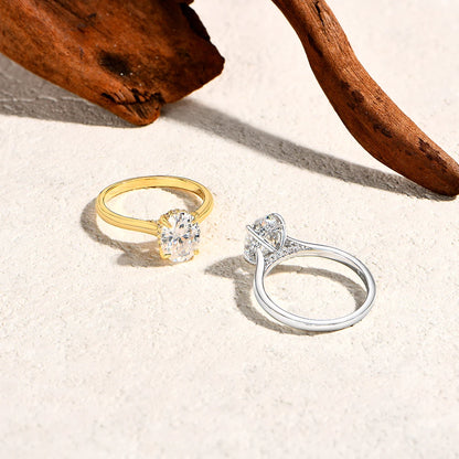 Luna Éclat™ Oval Cut Moissanite Ring