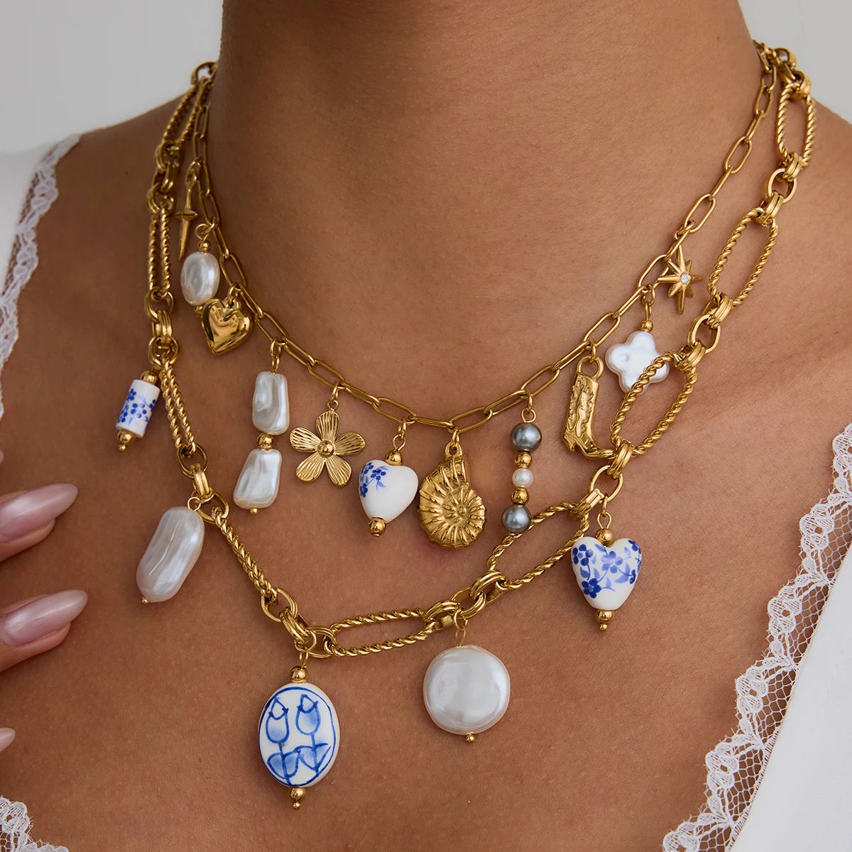 Zora Bohemian Style Multi-pendant Marine Element Shell Necklace 18K Gold-plated Stainless Steel Trend Jewelry