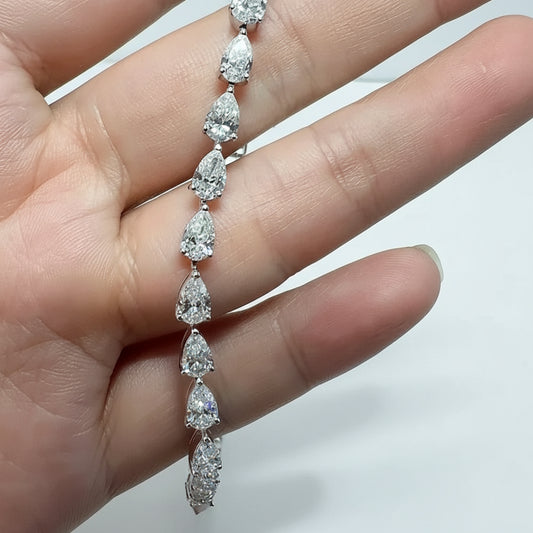 Lumière Waterdrop Bracelet