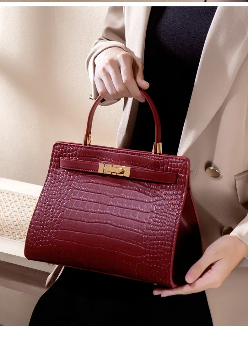 Luxurious Large Capacity Crossbody Handbag