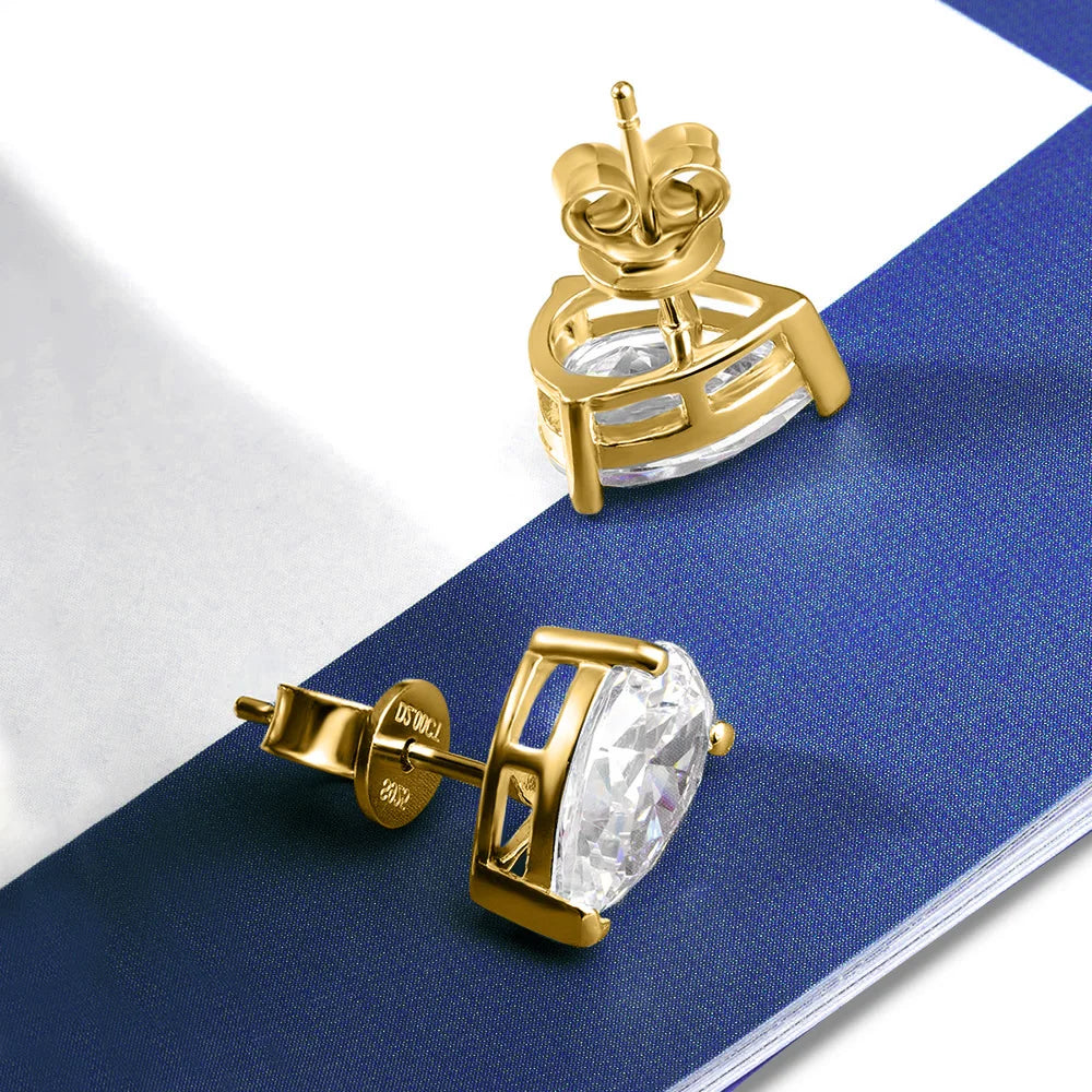 Lumière Drop Moissanite