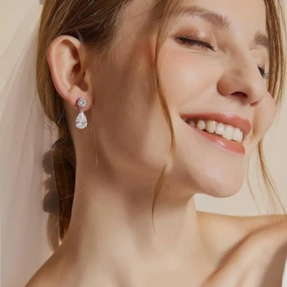 Celesti 19-Carat Moissanite Waterdrop Earrings