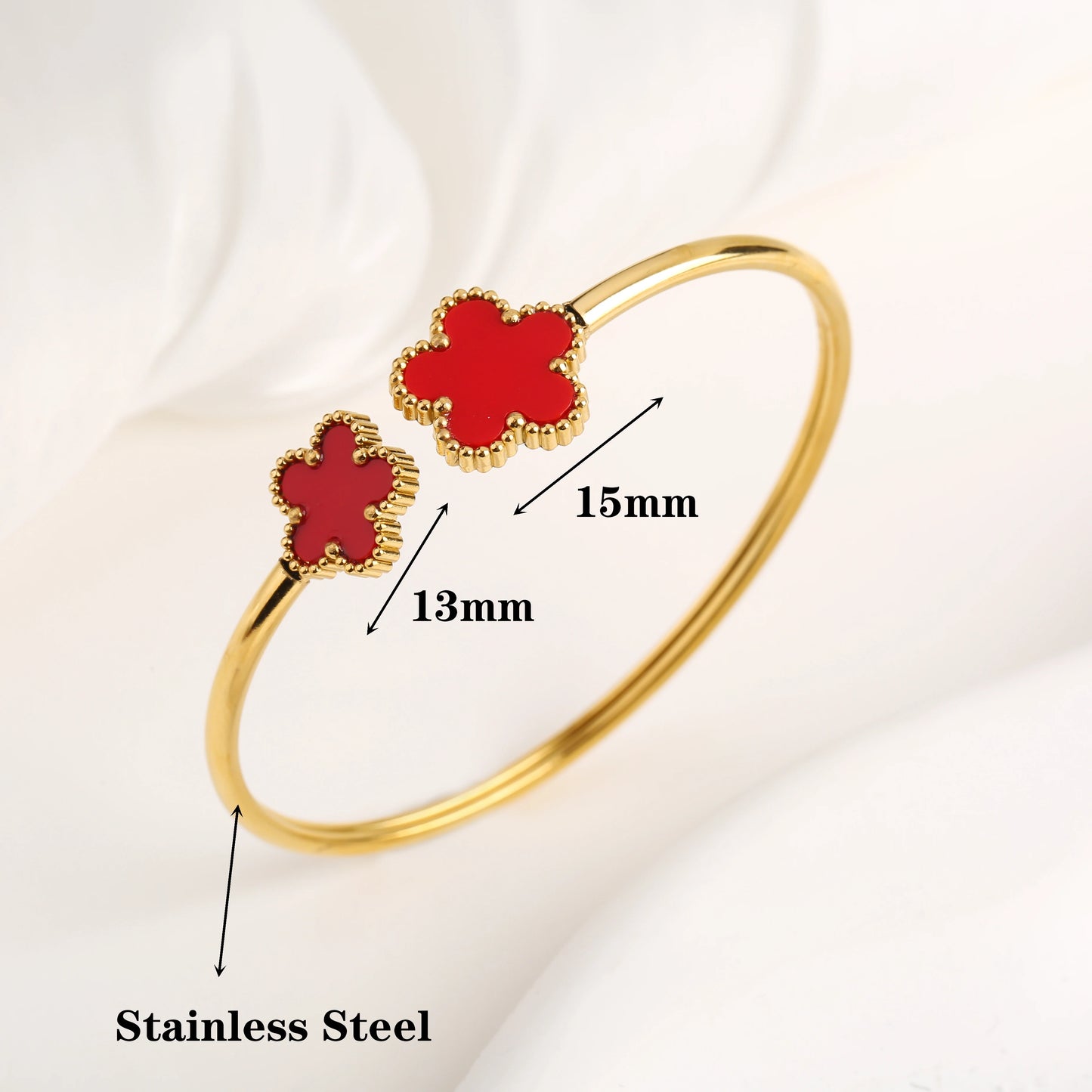 Gold-Plated Five-Leaf Clover Bangle