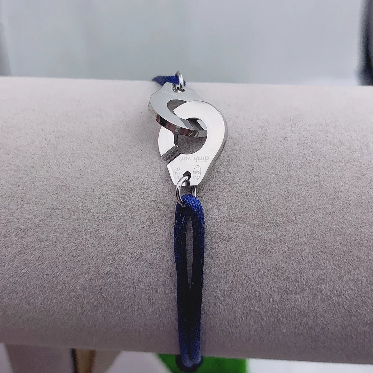 High Quailty Stainless Steel Handcuff Bracelet