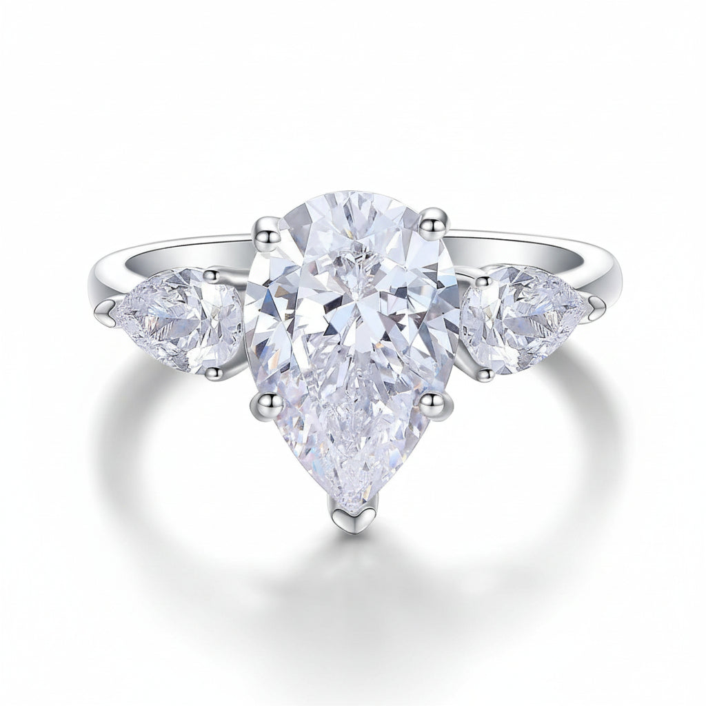 Royal Sovereign 2 Carat Moissanite Majesty Ring