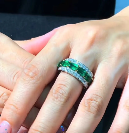 Vintage Emerald Sparkle Ring