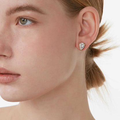 Lumière Drop Moissanite