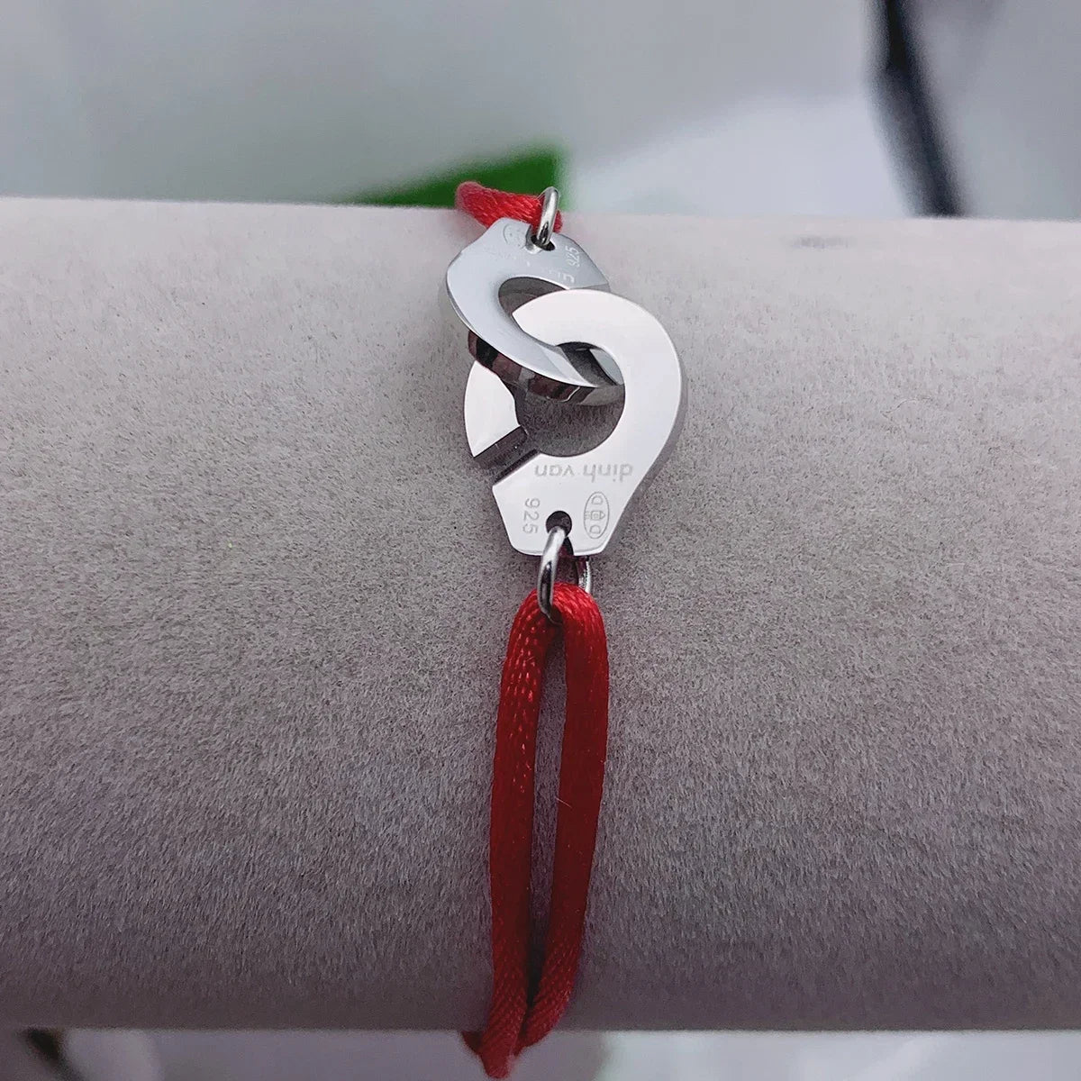 High Quailty Stainless Steel Handcuff Bracelet