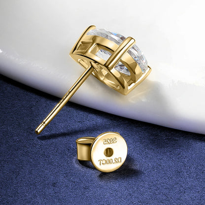 Lumière Drop Moissanite